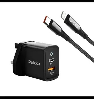 شاحن بيت Pukka مع كيبل Lightning موديل P-Charg35CL